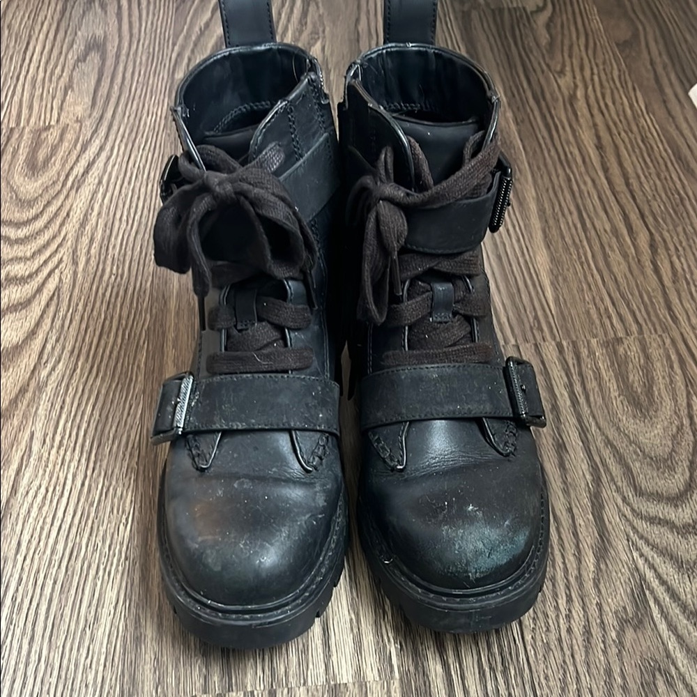 Black Ugg Boots